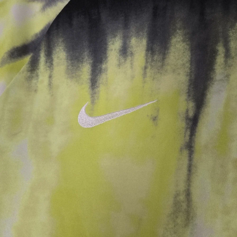Nike F.C. Sem Risco Tie Dye Soccer Jersey Womens Large Yellow Black CK7843-010